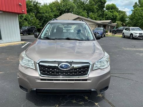 Used 2015 Subaru Forester 2.5i w/ Alloy Wheel Package AWD/4WD image 2