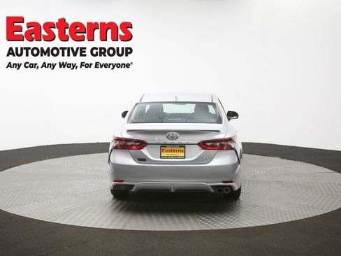Used 2022 Toyota Camry SE image 35