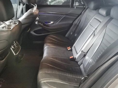 Used 2015 Mercedes-Benz S 550 Sedan image 5