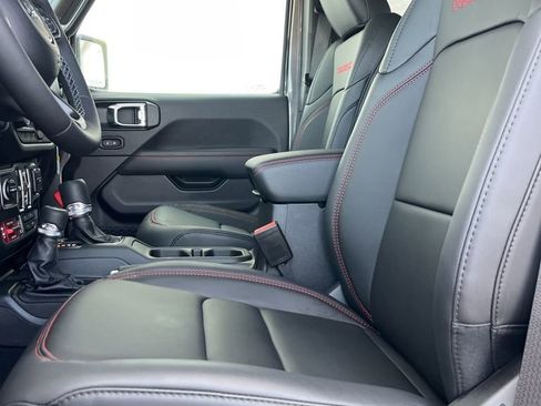 New 2025 Jeep Gladiator Rubicon image 8