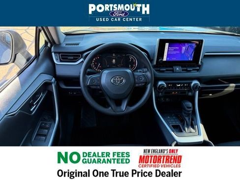 Used 2024 Toyota RAV4 XLE image 8