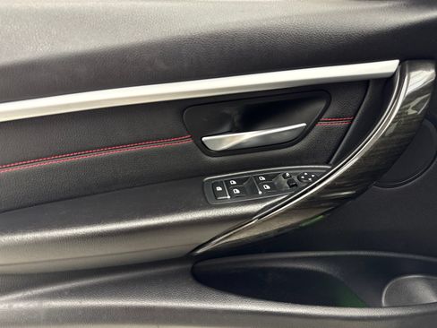 Used 2018 BMW 330i Sedan RWD image 33