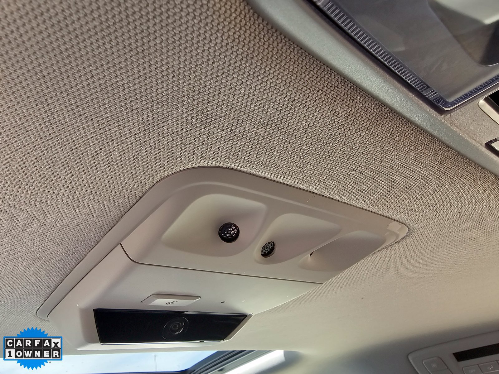 Used 2023 Kia Carnival SX Prestige FWD image 33