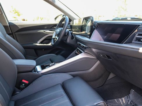 Certified 2025 Audi Q5 Prestige AWD/4WD image 17