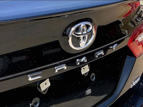 Used 2023 Toyota Camry XSE image 33