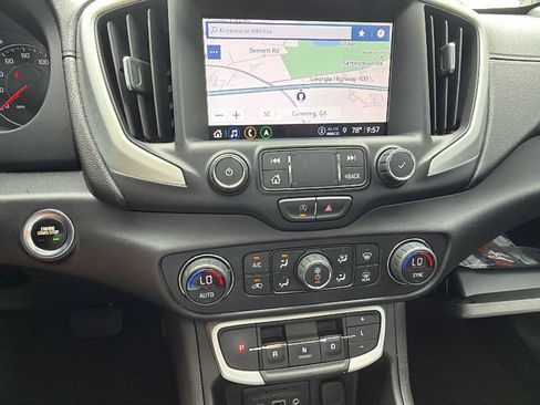 Used 2022 GMC Terrain SLE w/ Driver Convenience Package AWD/4WD image 32