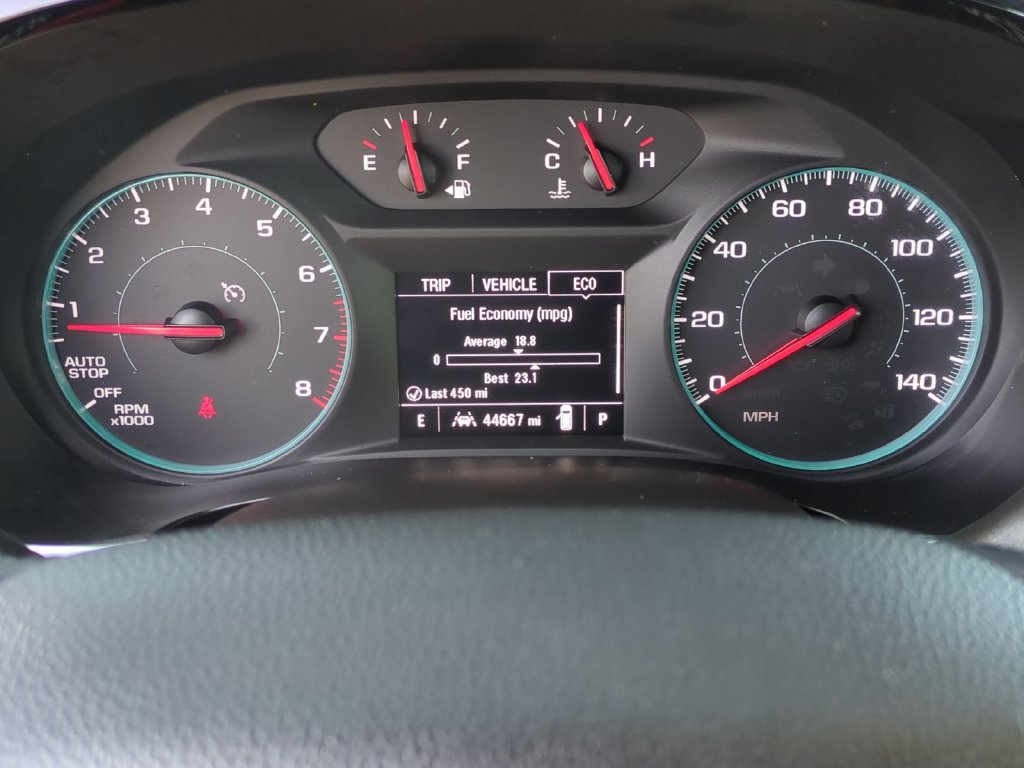 Used 2023 Chevrolet Traverse LT FWD image 14