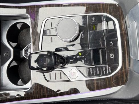 Used 2020 BMW X7 xDrive40i w/ Premium Package image 23