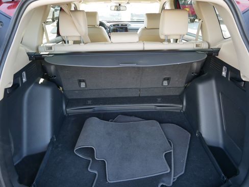 Used 2018 Honda CR-V Touring image 18