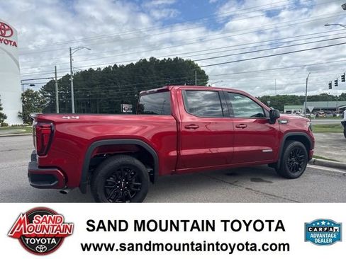 Used 2024 GMC Sierra 1500 Elevation AWD/4WD image 3
