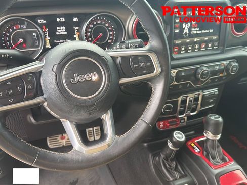 Used 2019 Jeep Wrangler Unlimited Rubicon AWD/4WD image 17
