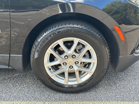 Used 2023 Chevrolet Equinox LS image 12