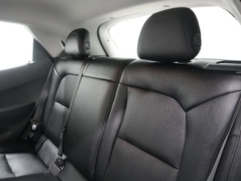 Used 2018 Chevrolet Bolt LT image 12