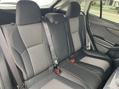 Used 2022 Subaru Crosstrek 2.0i Premium image 20