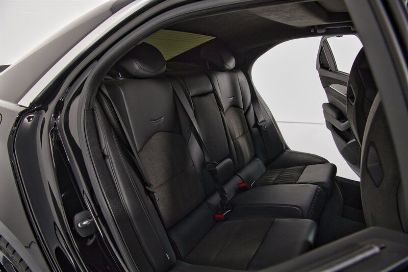 Used 2018 Cadillac CTS V w/ Carbon Fiber Package RWD image 44