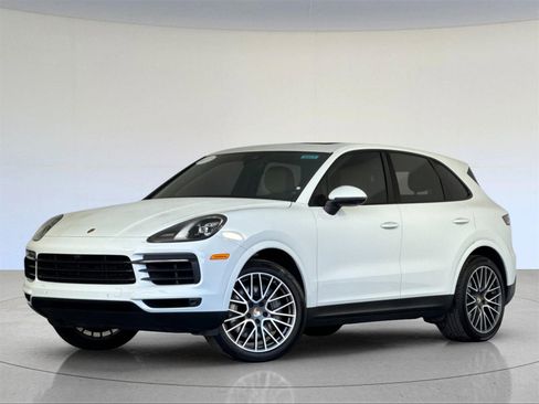 Used 2020 Porsche Cayenne S image 1