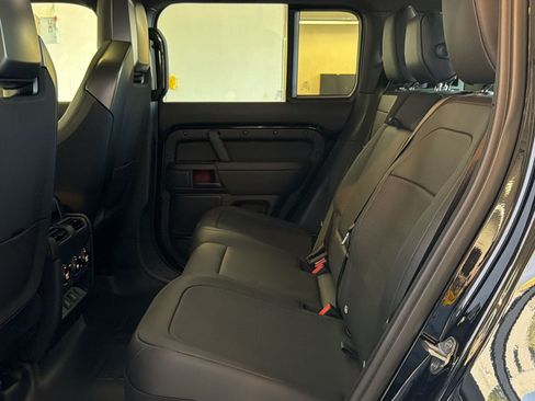 New 2026 Land Rover Defender 110 OCTA AWD/4WD image 23
