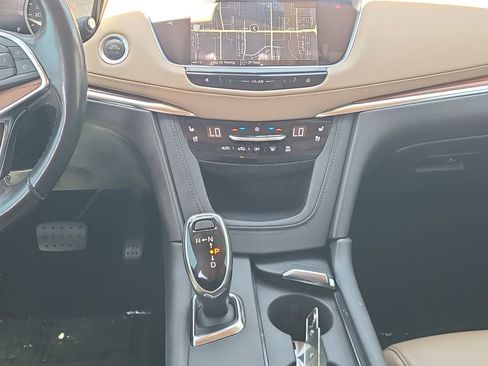 Used 2019 Cadillac XT5 Platinum AWD/4WD image 15