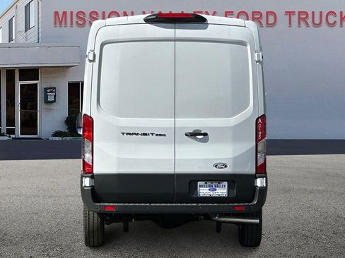 New 2026 Ford Transit 250 148 Medium Roof w/ Load Area Protection Package image 5