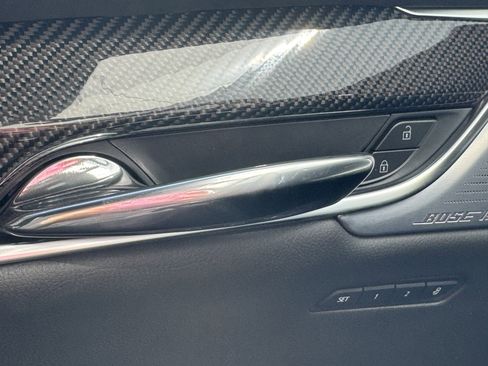 New 2025 Cadillac XT6 Sport w/ Technology Package image 32