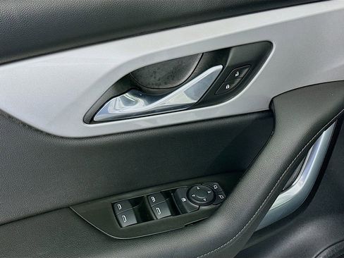 Used 2021 Chevrolet Blazer LT image 24