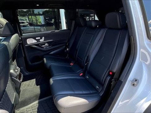 Certified 2022 Mercedes-Benz GLS 450 4MATIC image 23