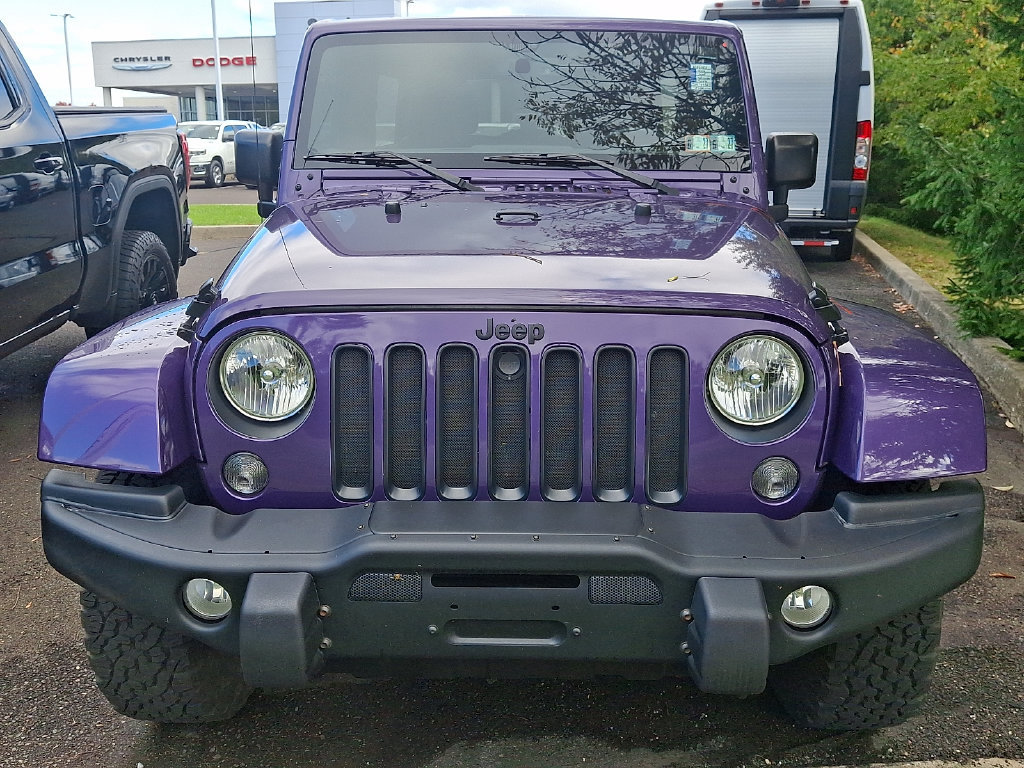 Used 2016 Jeep Wrangler Unlimited Sahara AWD/4WD image 3