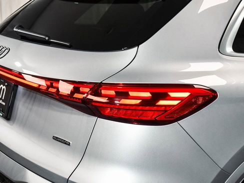 Used 2025 Audi Q5 Premium Plus w/ Premium Plus image 85