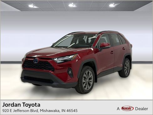 Used 2022 Toyota RAV4 XLE Premium AWD/4WD image 1