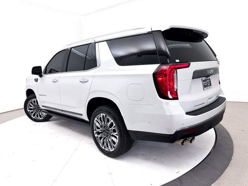 Used 2023 GMC Yukon Denali Ultimate w/ LPO, Floor Liner Package AWD/4WD image 2
