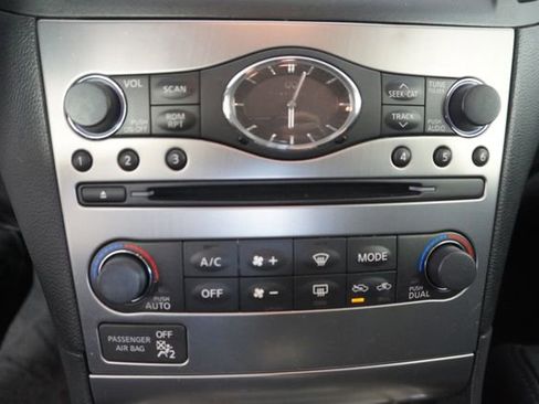 Used 2013 INFINITI G37 Journey image 29