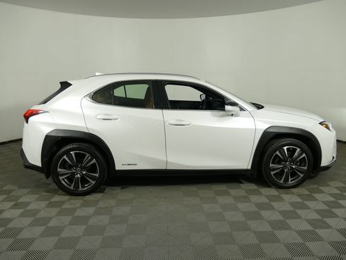 Used 2019 Lexus UX 250h w/ Premium Package AWD/4WD image 2