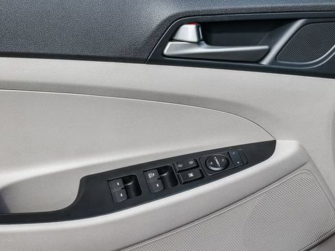 Used 2018 Hyundai Tucson SE FWD image 22
