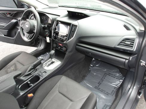 Used 2018 Subaru Impreza 2.0i Premium AWD/4WD image 13