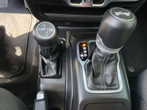 Used 2024 Jeep Wrangler Sport S w/ Convenience Group image 40