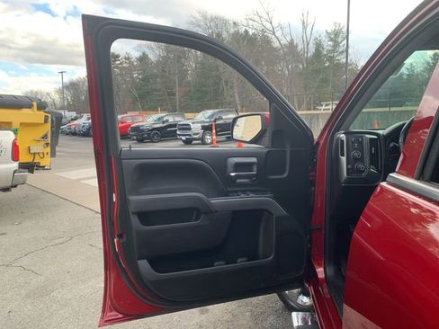Used 2018 Chevrolet Silverado 1500 LT w/ All Star Edition image 17