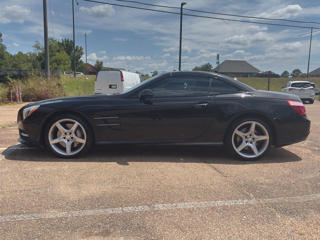 Used 2015 Mercedes-Benz SL 550 image 9