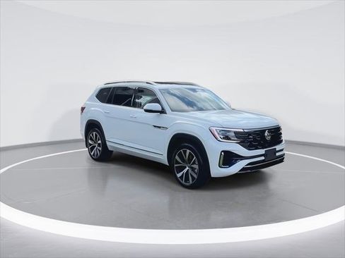 New 2026 Volkswagen Atlas SEL Premium R-Line AWD/4WD image 2