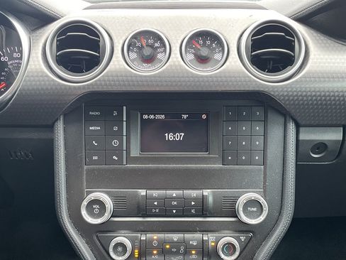 Used 2019 Ford Mustang GT w/ GT Performance Package RWD image 29