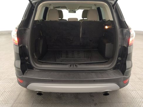 Used 2017 Ford Escape SE image 29