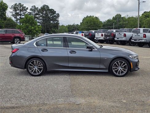 Used 2022 BMW 330e xDrive w/ Premium Package AWD/4WD image 16