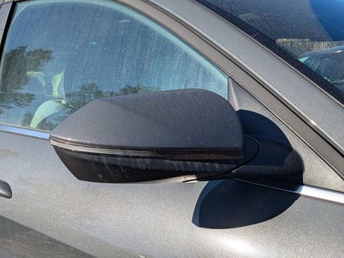 New 2026 Hyundai Elantra Limited FWD image 10