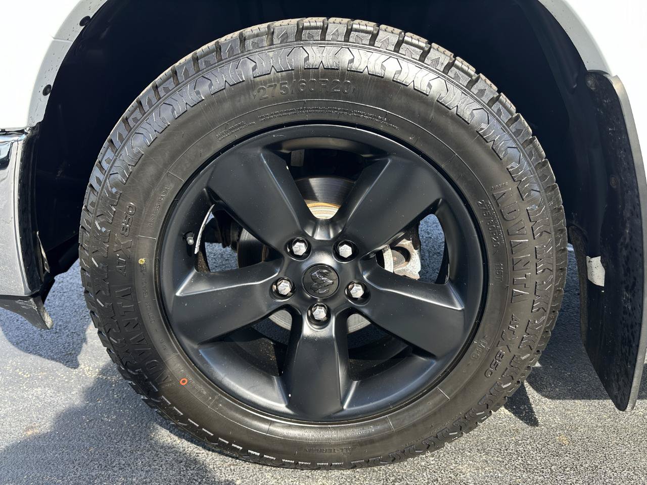 Used 2018 RAM 1500 SLT AWD/4WD image 69