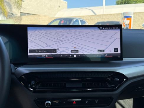 Used 2025 BMW 430i Convertible w/ M Sport Package RWD image 28