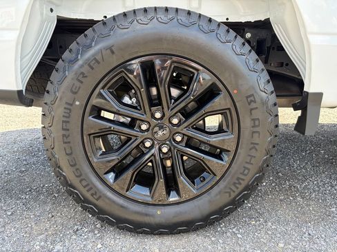 Used 2025 Ford F150 Lariat AWD/4WD image 20