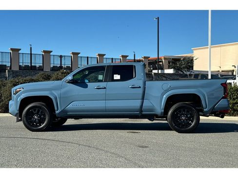 New 2026 Toyota Tacoma SR5 image 7