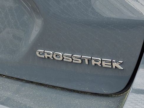 Used 2024 Subaru Crosstrek 2.0i Premium image 4