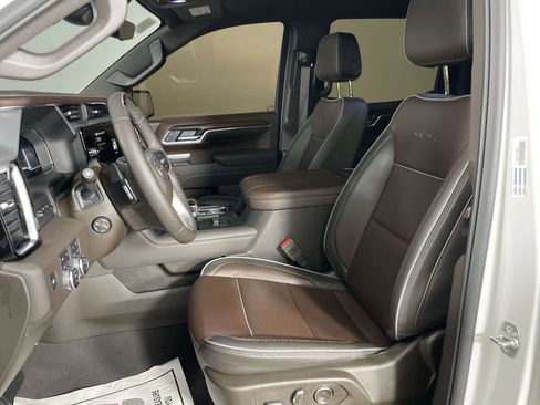 Used 2025 GMC Sierra 1500 Denali image 18