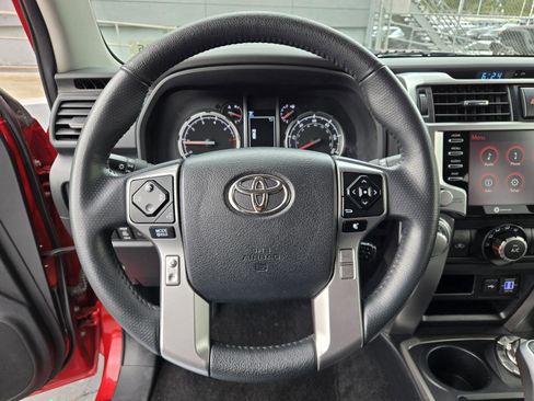 Used 2022 Toyota 4Runner TRD Sport image 17