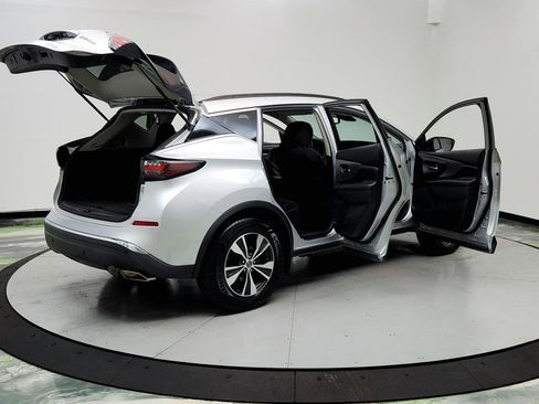 Used 2020 Nissan Murano SV image 11